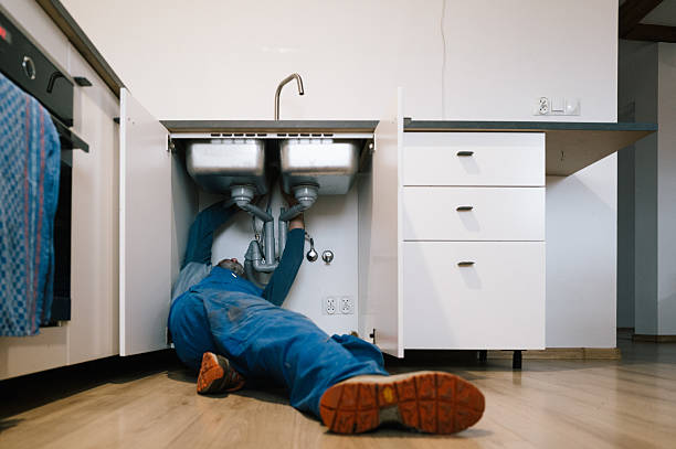 Professional Leak Detection technician working in North Myrtle Beach, SC